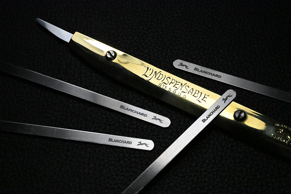 ノデルデザイン 新品 3ndelier blade(Brass ver) 3ndelier blade | NODELDESIGN ONLINE STORE